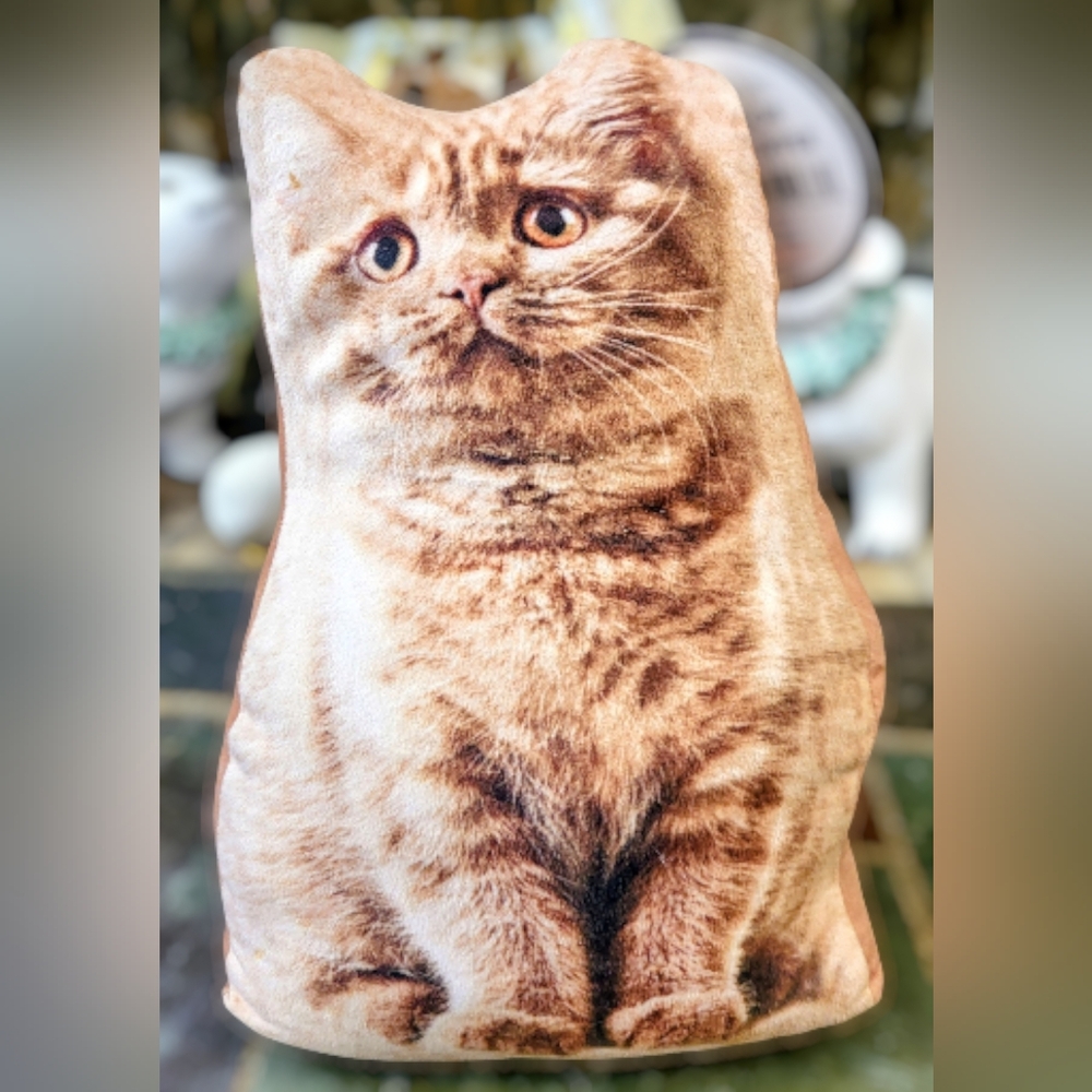 NWT. Adorable 12" Ginger Tabby Cat Door Stopper